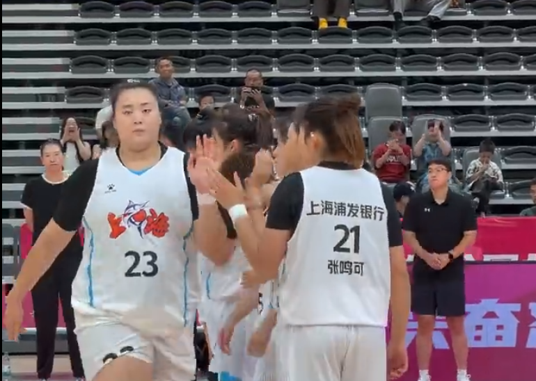 年女篮全锦 年女篮全锦